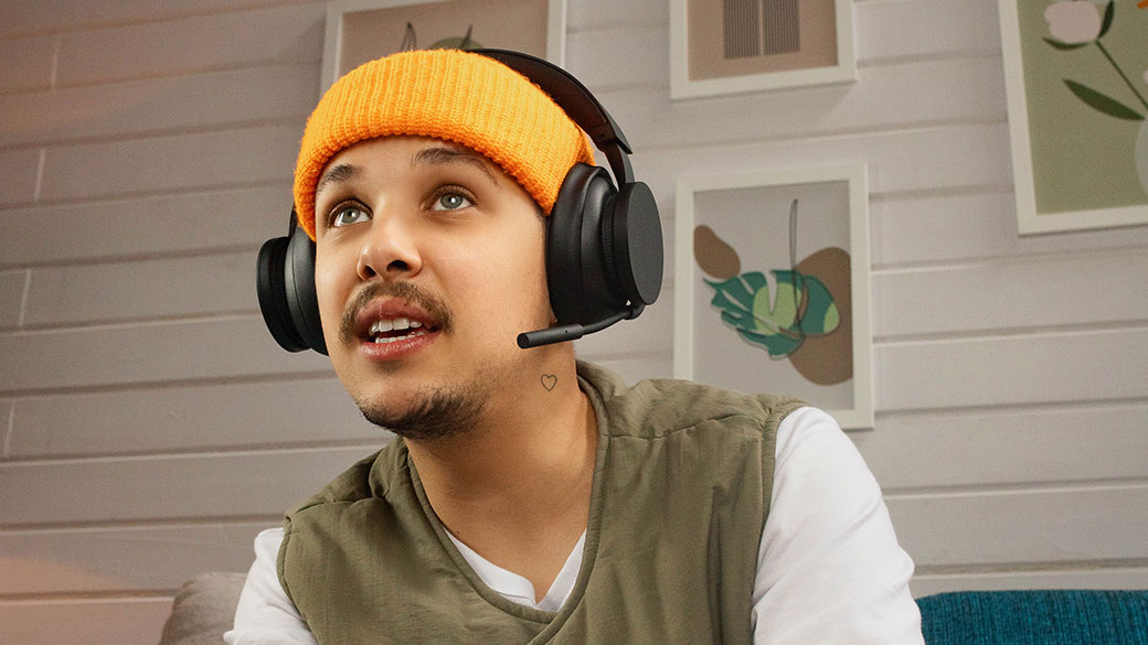 Person speaking into the Xbox Wireless Headset
